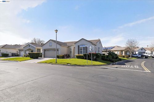 309 Upton Pyne Dr, Brentwood, CA, 94513-6458 | Card Image