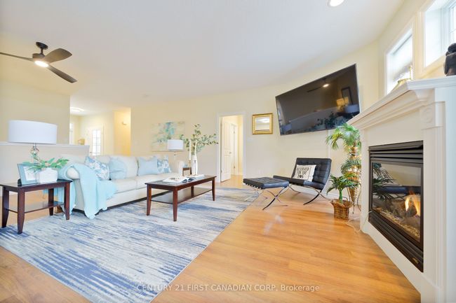 14 Oakwood Links Lane, Condo with 4 bedrooms, 3 bathrooms and 2 parking in Grand Bend ON | Image 12