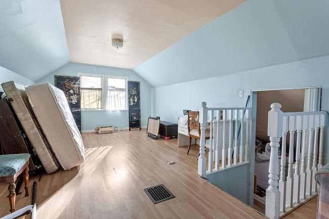 1013 Tuxedo Dr, House other with 4 bedrooms, 2 bathrooms and 3 parking in Port Moody BC | Image 13