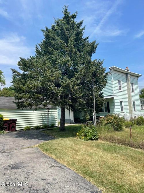 27 S Railroad St, Mechanicville, NY, 12118-2214 | Card Image