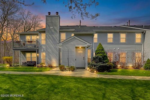 369 Yorkshire Pl, Morganville, NJ, 07751-1748 | Card Image