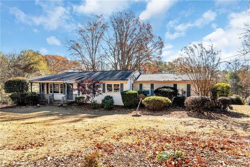 15756 Hopewell Rd, alpharetta, GA, 30004-2845 | Card Image
