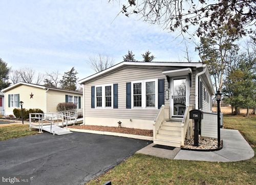 734 Aspen Cir, RED HILL, PA, 18076-1301 | Card Image