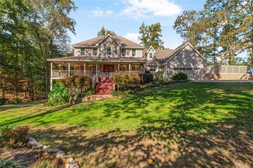 31 Fawn Lake Trl Ne, White, GA, 30184-2859 | Card Image