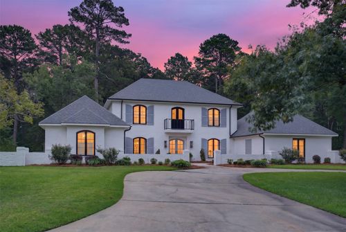 2673 Alvamar Dr, Shreveport, LA, 71106-8260 | Card Image