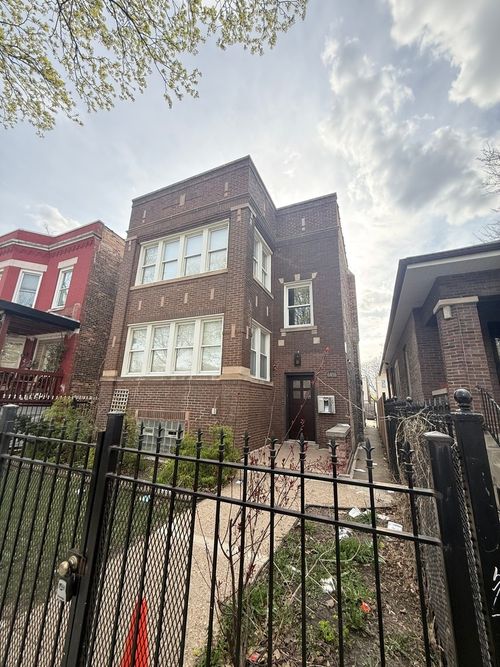 6416 Campbell Ave, Chicago, IL, 60629-1369 | Card Image