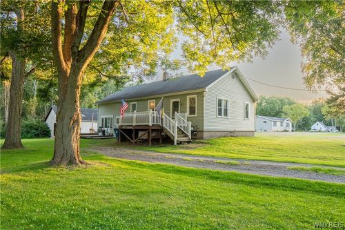 4914 Shadigee Rd, Newfane, NY, 14108-9676 | Card Image