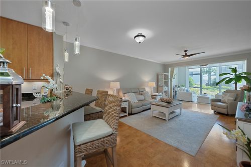 apt-102-7058 Barrington Cir, NAPLES, FL, 34108-7576 | Card Image