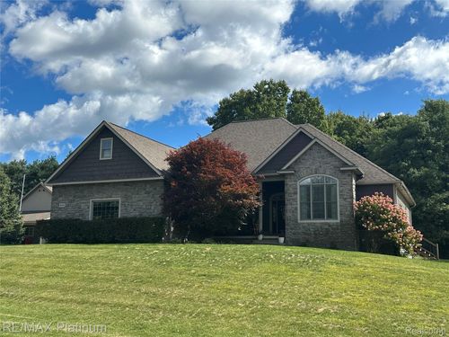 16429 Shadow Ln, Linden, MI, 48451-9156 | Card Image