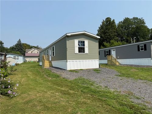 617 Kilkenny Dr, Utica, NY, 13502-7408 | Card Image