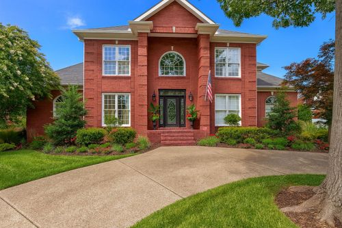 106 Ballentrae Dr, Hendersonville, TN, 37075-4568 | Card Image