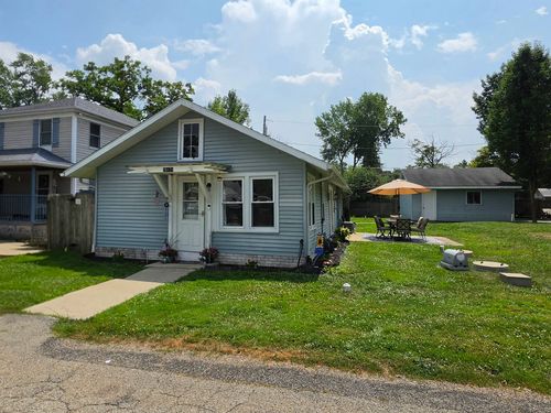 25171 W Linden Ln, Antioch, IL, 60002-8944 | Card Image