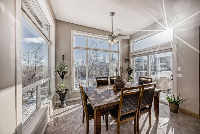 16 Valley Crest Gardens Nw, Home with 4 bedrooms, 3 bathrooms and 4 parking in Calgary AB | Image 8