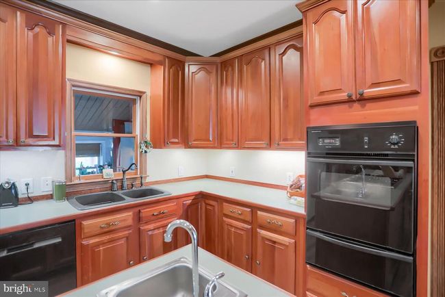 8812 S Susquehanna Trl, House other with 4 bedrooms, 3 bathrooms and null parking in Port Trevorton PA | Image 18