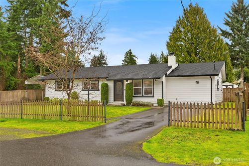 35844 13th Ave Sw, Federal Way, WA, 98023-7239 | Card Image