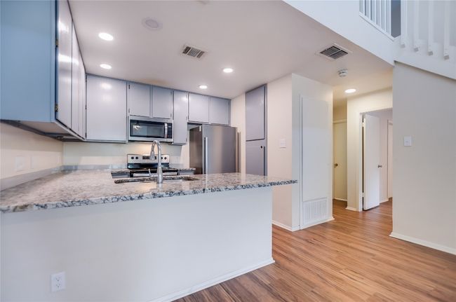 APT-36 - 1748 Ohlen Rd, Condo with 2 bedrooms, 2 bathrooms and 1 parking in Austin TX | Image 7