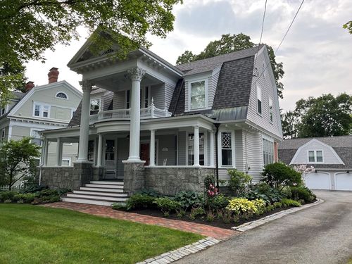 9 Locke St, Andover, MA, 01810-4023 | Card Image