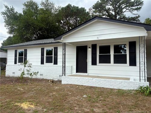 2658 Pine Springs Dr, Fayetteville, NC, 28306-2733 | Card Image