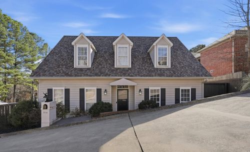 2114 Windsor Ct, Little Rock, AR, 72212-3237 | Card Image