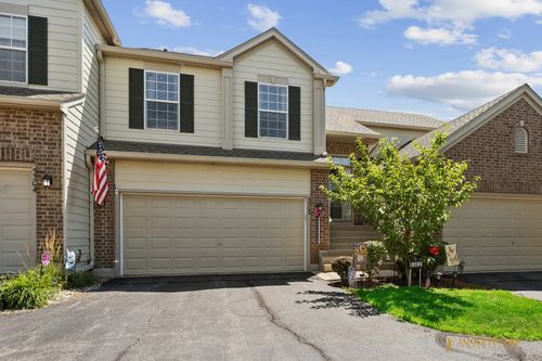 5302 Cobblers Xing, McHenry, IL, 60050-2734 | Card Image