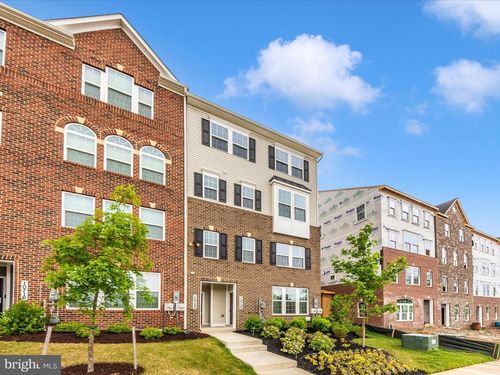 b-10722 Presidential Pkwy, UPPER MARLBORO, MD, 20772-8519 | Card Image