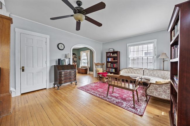 1812 Blake Blvd, House other with 3 bedrooms, 2 bathrooms and null parking in Cedar Rapids IA | Image 5