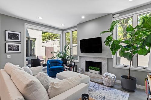 apt-102-1111 W 12th St, Austin, TX, 78703-4157 | Card Image