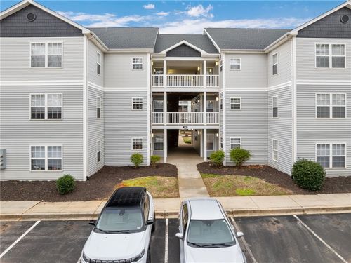 apt-e-182 University Village Dr, Central, SC, 29630-4046 | Card Image