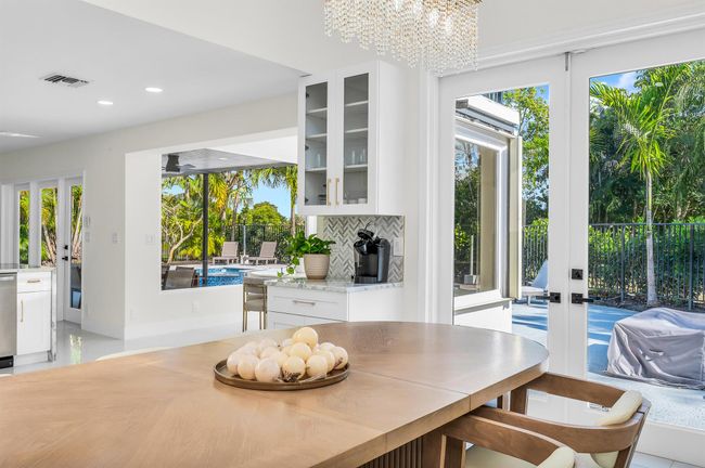 3138 Lakeview Dr, House other with 4 bedrooms, 3 bathrooms and null parking in Delray Beach FL | Image 14