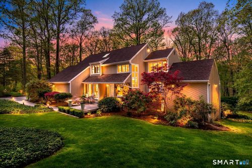 19 Mine Hill Rd, Redding, CT, 06896-2701 | Card Image