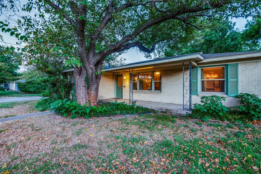 Dennis Ave, Fort Worth, TX 76114