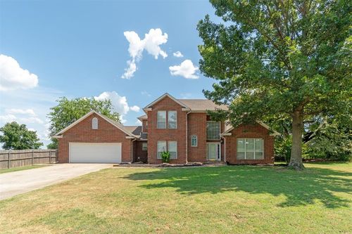 2143 Nw 12th Ave, Norman, OK, 73072-9109 | Card Image