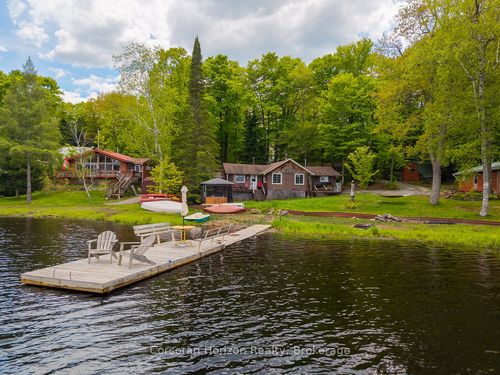 247 Mainhood Rd, Utterson, ON, P0B1M0 | Card Image