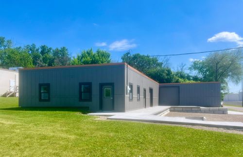 76 21st St, Newport, MN, 55055-1002 | Card Image