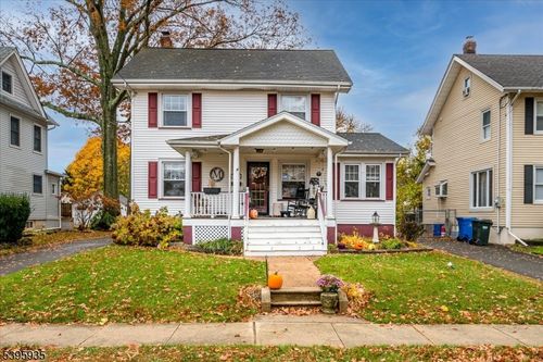 417 2nd St, Dunellen, NJ, 08812-1117 | Card Image