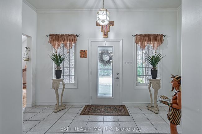 2573 Mitchell St, House other with 4 bedrooms, 4 bathrooms and 15 parking in Metcalfe ON | Image 4