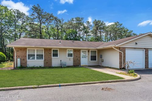 35B Gramercy Lane, Manchester, NJ, 08759 | Card Image