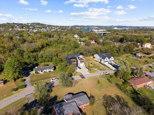 1705 River Dr, Nashville, TN, 37218-3239 | Card Image