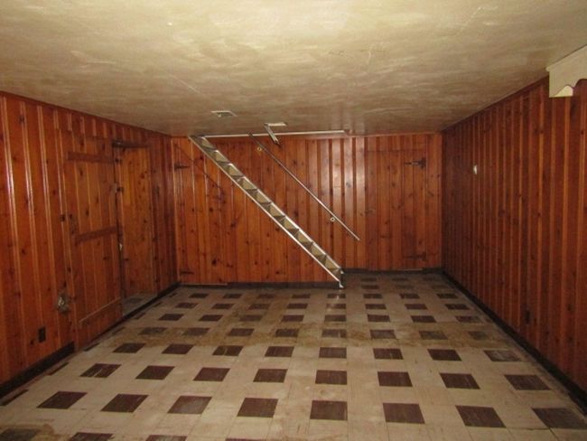 11 Raymond St, House other with 3 bedrooms, 1 bathrooms and 1 parking in Dravosburg PA | Image 18