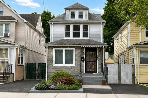 68-42 Loubet St, Forest Hills, NY, 11375-5733 | Card Image