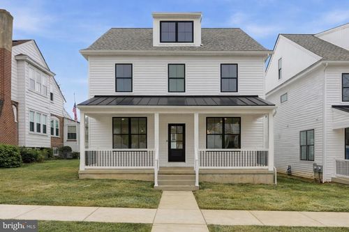 single-453 E Franklin Street, MEDIA, PA, 19063 | Card Image