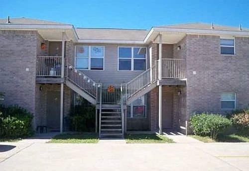 2218 Katy Ln, Georgetown, TX, 78626-7779 | Card Image