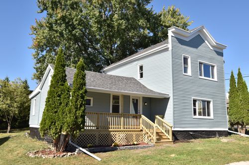 N5415 Park Ave, Waubeka, WI, 53021-9707 | Card Image