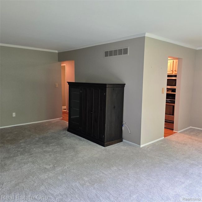 Living room 5.jpg | Image 13