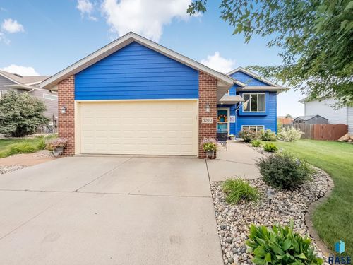 5200 S Arden Ave, Sioux Falls, SD, 57108-5102 | Card Image