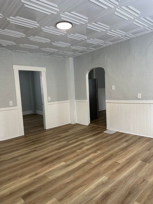APT-1 - 30 Ledge St, Condo with 2 bedrooms, 1 bathrooms and null parking in Nashua NH | Image 4