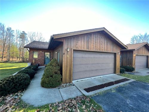 96 Elm Rd, Punxsutawney, PA, 15767-2619 | Card Image