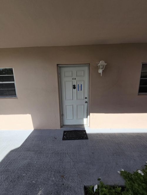 24-234-18081 Se Country Club Dr, Jupiter, FL, 33469-1276 | Card Image
