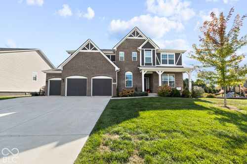 6019 Phillips Dr, Brownsburg, IN, 46112-7053 | Card Image