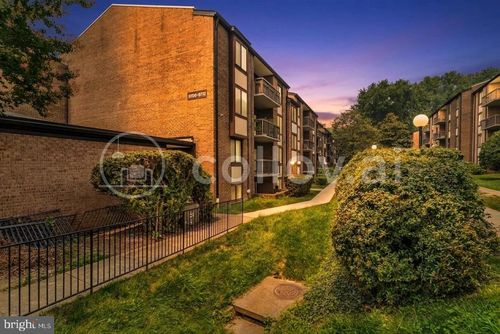 104-9710 Kingsbridge Dr, FAIRFAX, VA, 22031-1681 | Card Image
